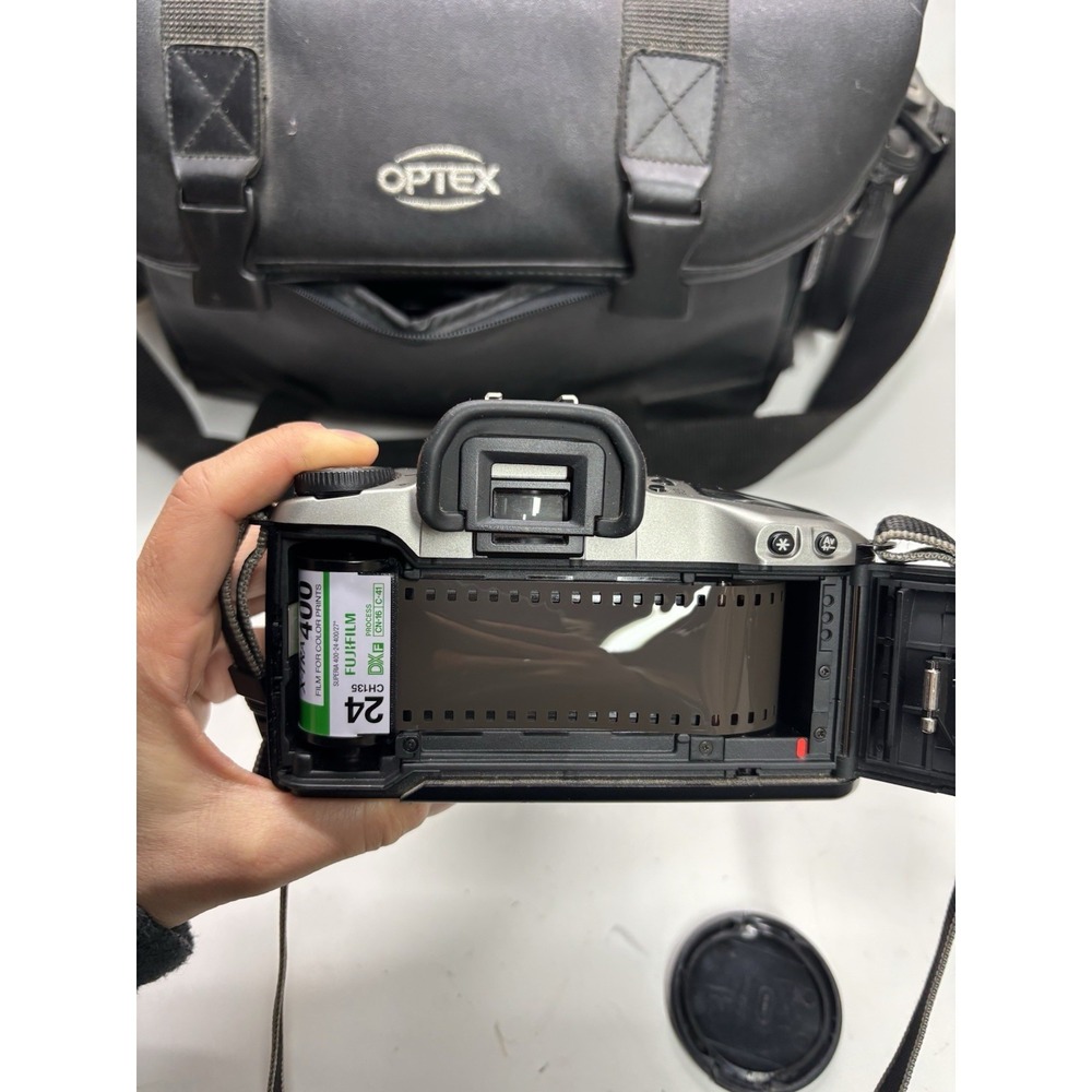 Canon EOS 3000N 35mm Film Camera With Canon 28-80mm Lens Bag Films Filter Bundle - Picture 15 of 16